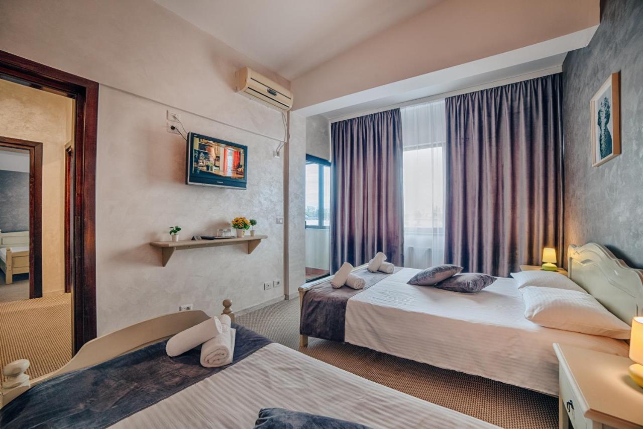 Casa Vatra Radauti Hostel ภายนอก รูปภาพ