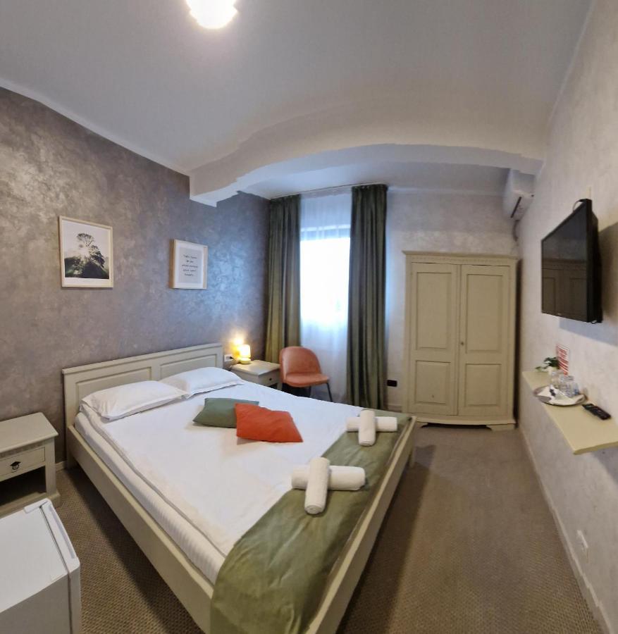 Casa Vatra Radauti Hostel ภายนอก รูปภาพ